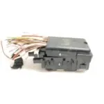 CAJA RELES / FUSIBLES 124089