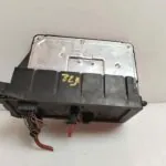 CAJA RELES / FUSIBLES 124340