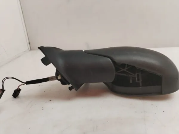 RETROVISOR IZQUIERDO 125182