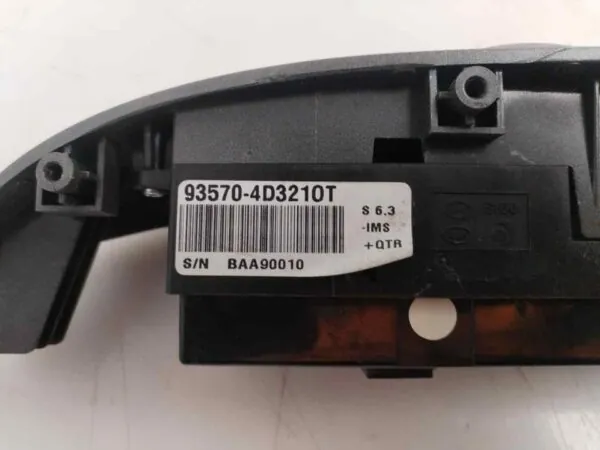 MANDO ELEVALUNAS DELANTERO IZQUIERDO 124282
