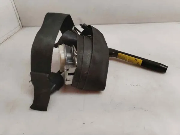 CINTURON SEGURIDAD DELANTERO DERECHO 119705