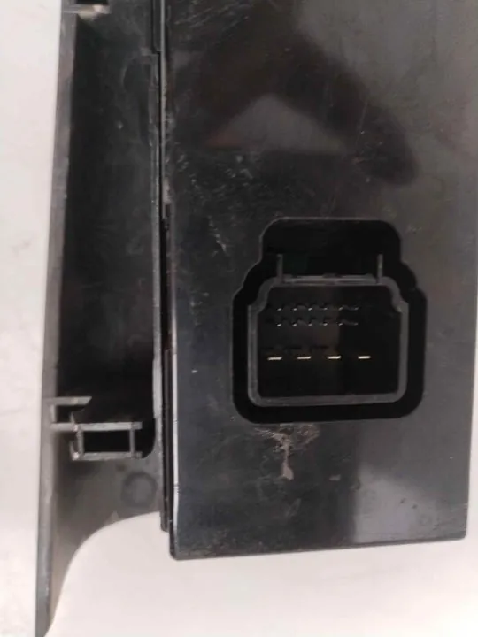 MANDO ELEVALUNAS DELANTERO IZQUIERDO 124282