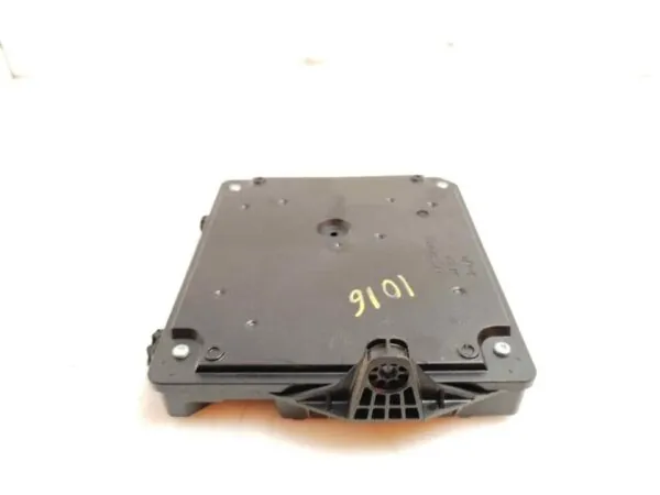 CAJA RELES / FUSIBLES 124555