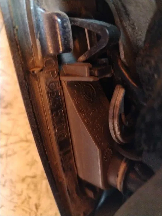 RETROVISOR IZQUIERDO 124640