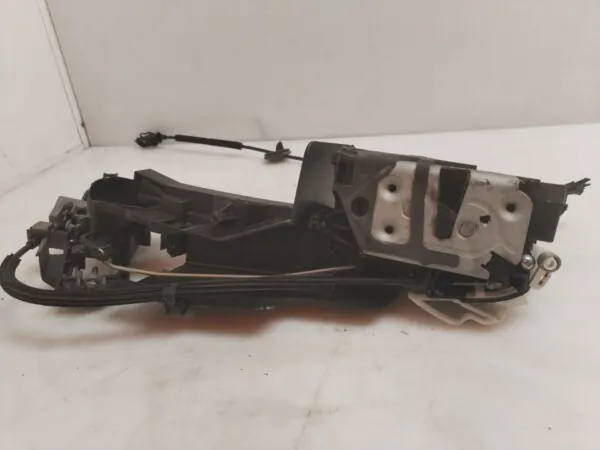 CERRADURA PUERTA DELANTERA IZQUIERDA 125180