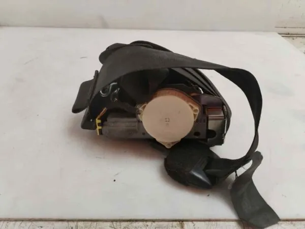 CINTURON SEGURIDAD DELANTERO DERECHO 119705