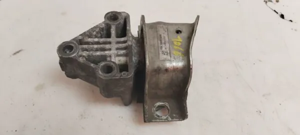SOPORTE MOTOR 124836
