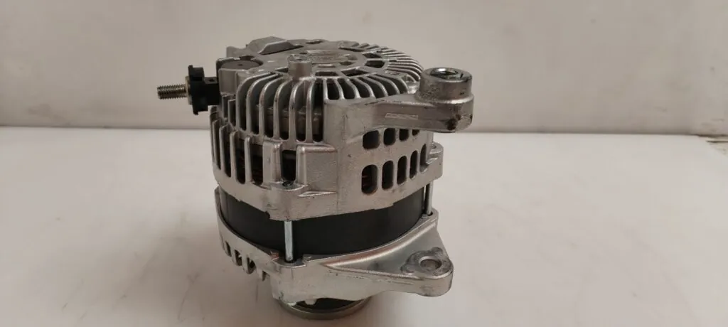 ALTERNADOR 124914