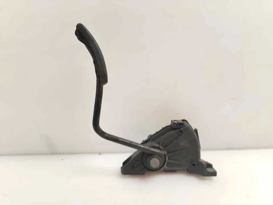 PEDAL ACELERADOR 123888