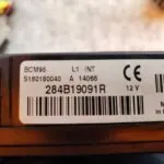 CAJA RELES / FUSIBLES 124555