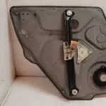 ELEVALUNAS TRASERO DERECHO 125726
