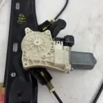 ELEVALUNAS DELANTERO IZQUIERDO 125643