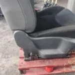 ASIENTO DELANTERO DERECHO 125850