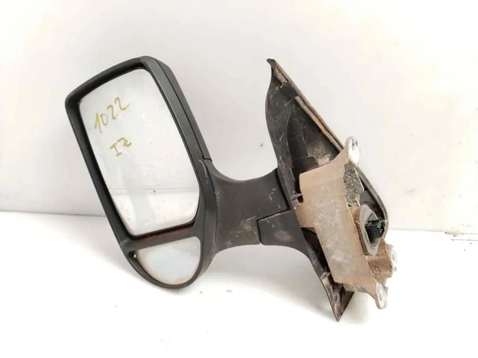 RETROVISOR IZQUIERDO 124395