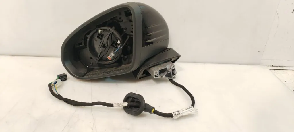 RETROVISOR IZQUIERDO 125547