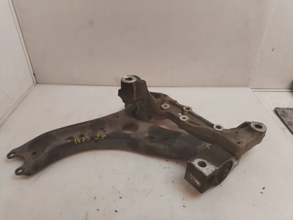 BRAZO SUSPENSION DELANTERO IZQUIERDO 125337
