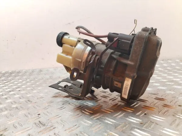 BOMBA SERVODIRECCION 126067