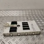 CAJA RELES / FUSIBLES 126137