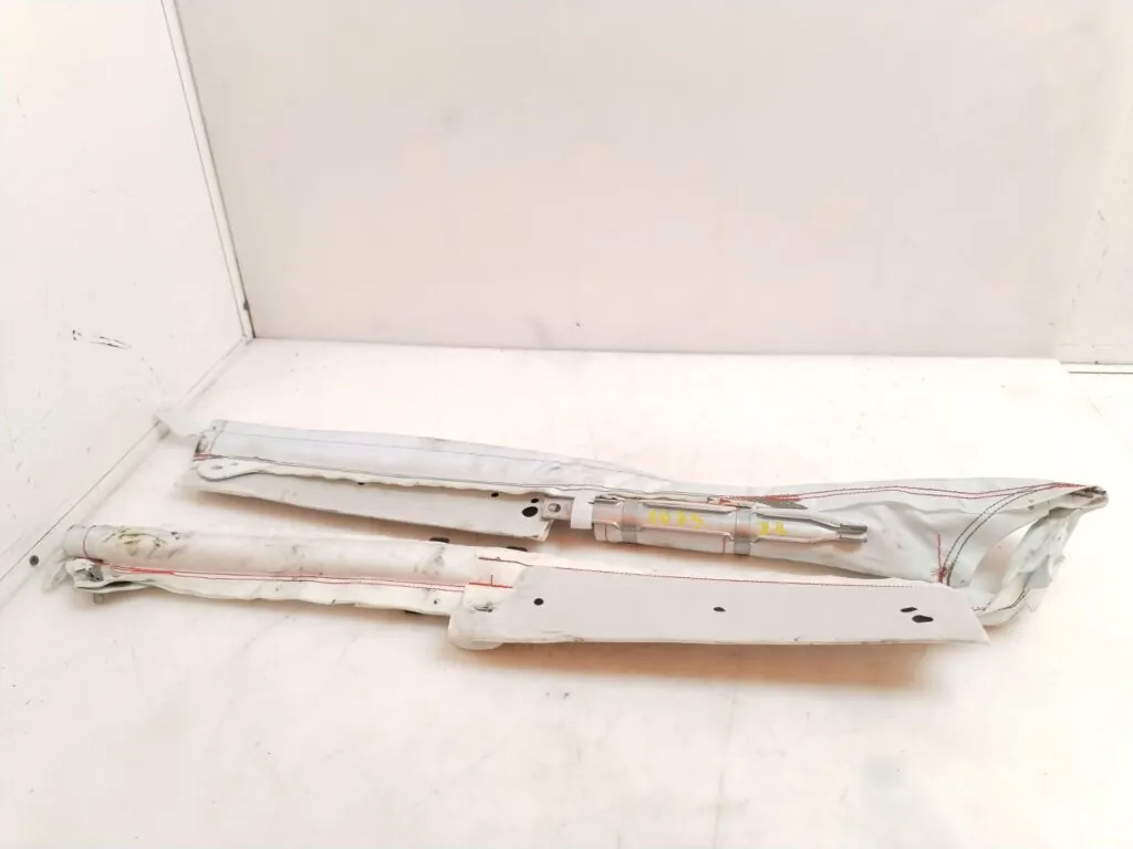 AIRBAG CORTINA DELANTERO DERECHO 125237