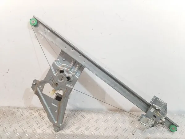 ELEVALUNAS DELANTERO IZQUIERDO 125919