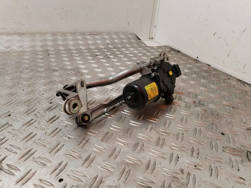 MOTOR LIMPIA DELANTERO 126035