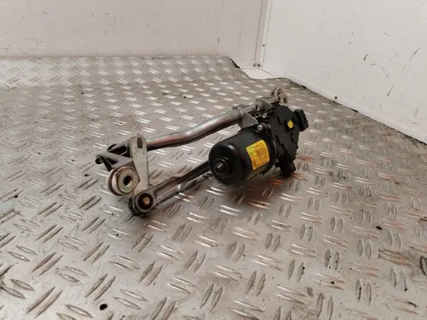 MOTOR LIMPIA DELANTERO 126035