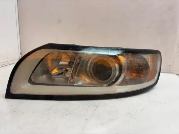 FARO IZQUIERDO 125606