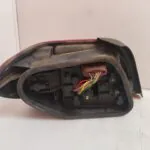 PILOTO TRASERO DERECHO 125757