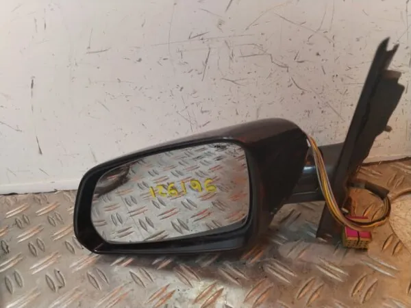 RETROVISOR IZQUIERDO 126196