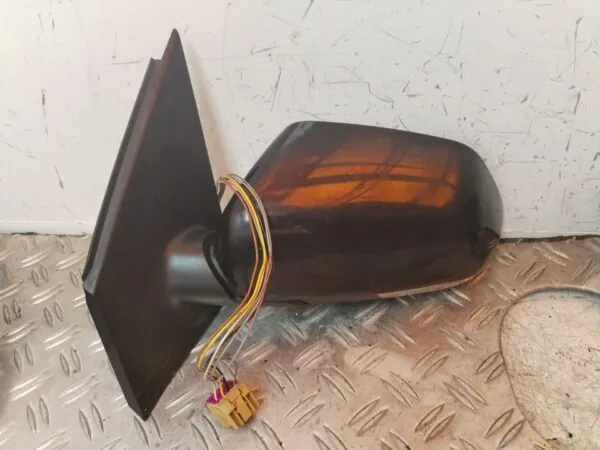 RETROVISOR IZQUIERDO 126196