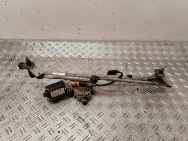 MOTOR LIMPIA DELANTERO 126115