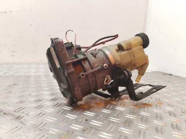 BOMBA SERVODIRECCION 126067