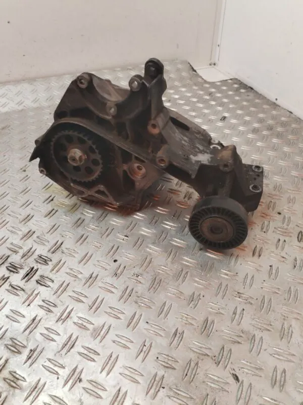 SOPORTE BOMBA INYECCION 126283