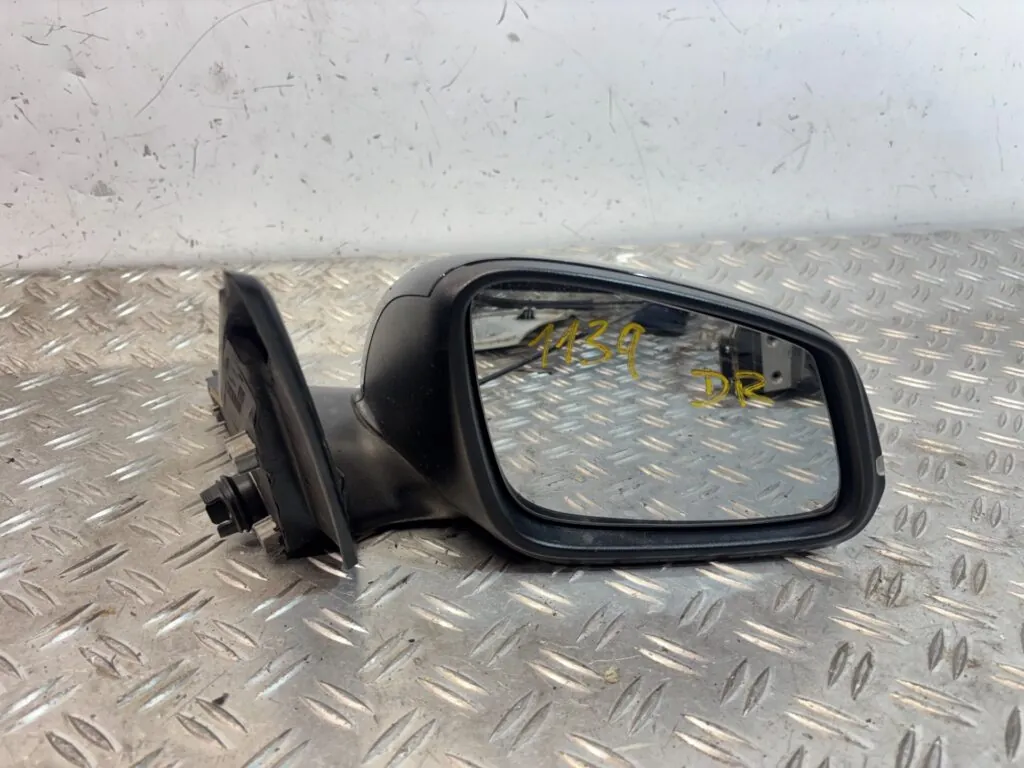 RETROVISOR DERECHO 125907