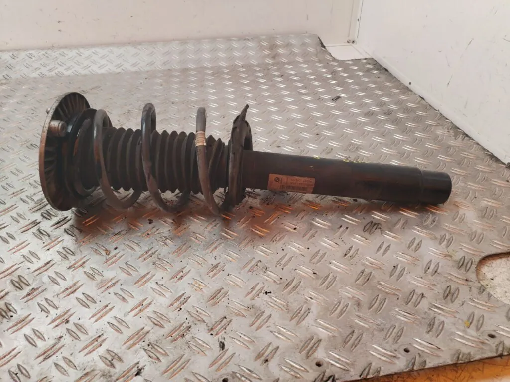 AMORTIGUADOR DELANTERO DERECHO 126282