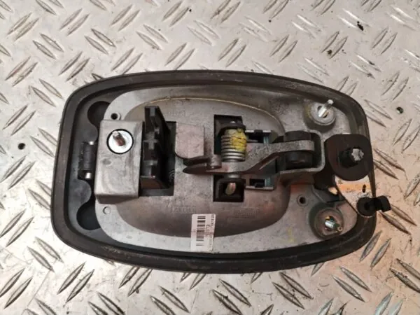 MANETA EXTERIOR DELANTERA IZQUIERDA 126159