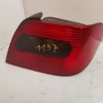 PILOTO TRASERO DERECHO 125757