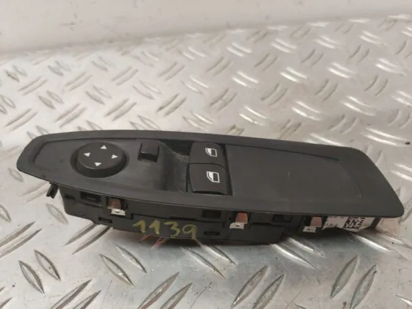 MANDO ELEVALUNAS DELANTERO IZQUIERDO 126203