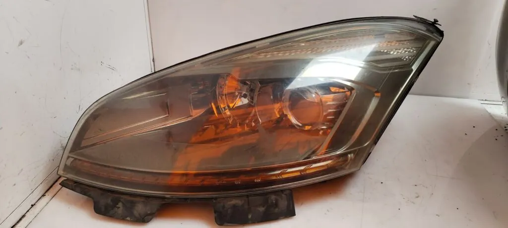 FARO IZQUIERDO 125774