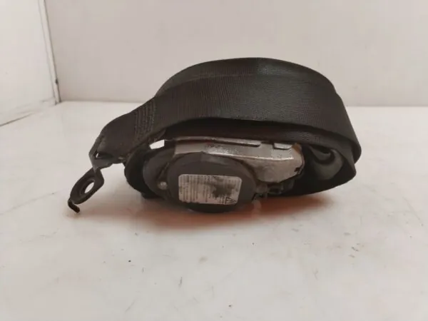 CINTURON SEGURIDAD DELANTERO DERECHO 125372