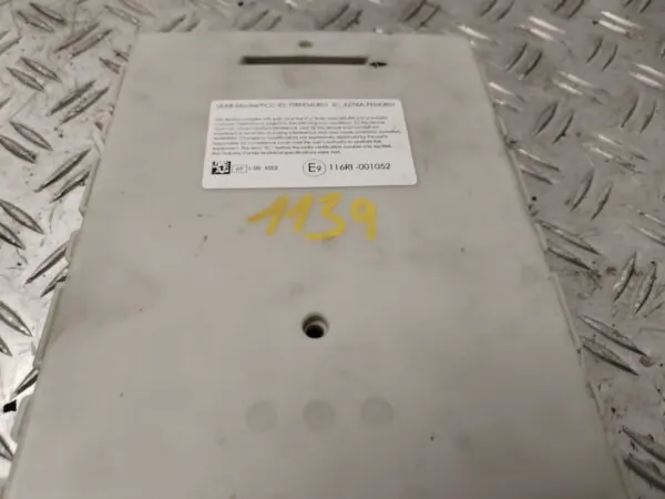 CAJA RELES / FUSIBLES 126137