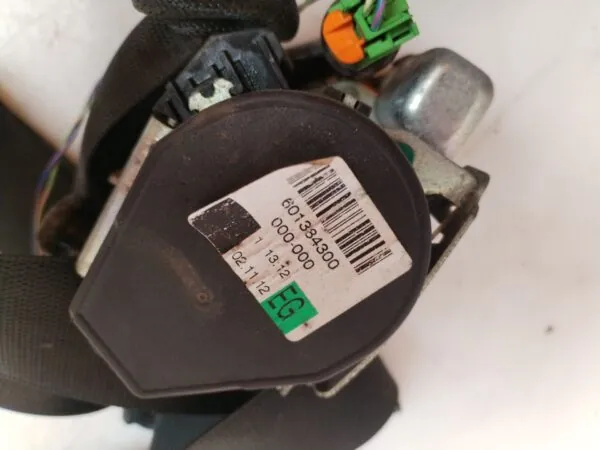 CINTURON SEGURIDAD DELANTERO DERECHO 125703