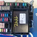 CAJA RELES / FUSIBLES 126375