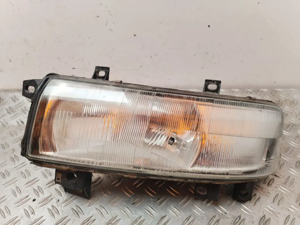 FARO IZQUIERDO 126844