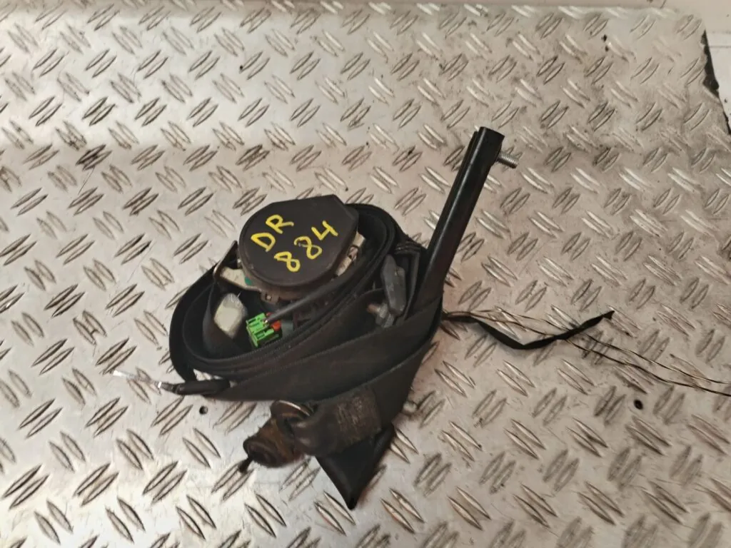 CINTURON SEGURIDAD DELANTERO DERECHO 127275