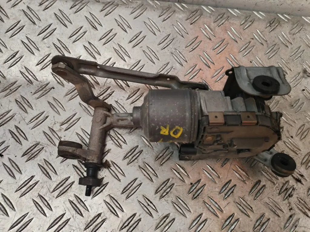 MOTOR LIMPIA DELANTERO 126961