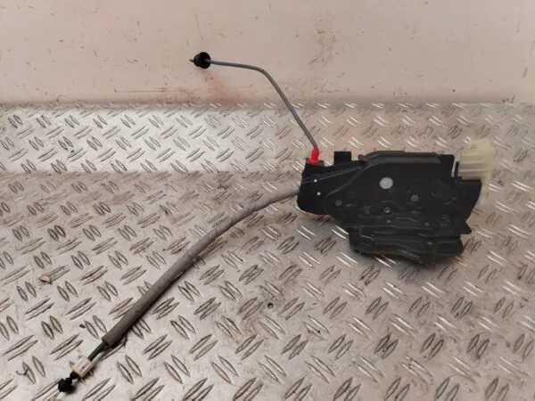 CERRADURA PUERTA TRASERA IZQUIERDA 126985