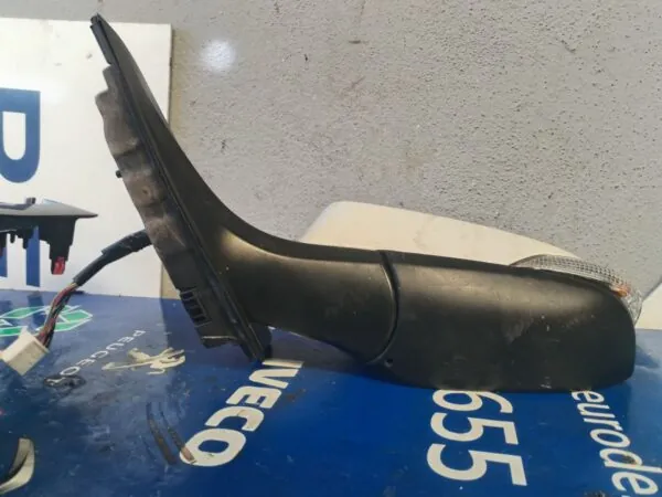 RETROVISOR IZQUIERDO 126369