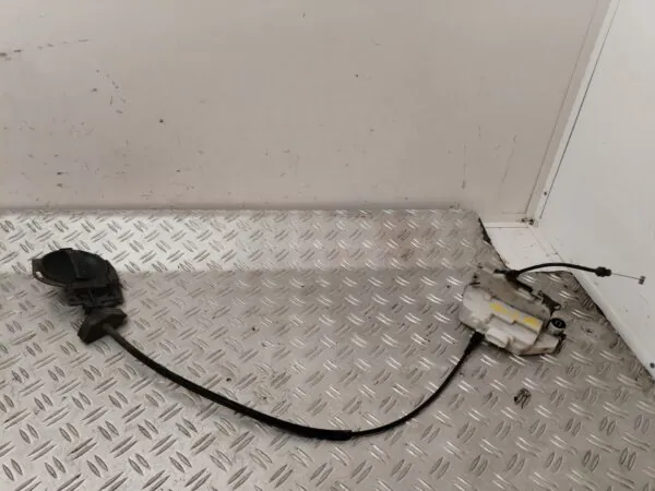 CERRADURA PUERTA DELANTERA DERECHA 126333