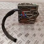 CAJA RELES / FUSIBLES 126843